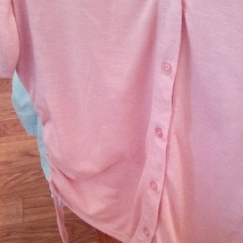 Chic Women's Pink Button Down Shirt
